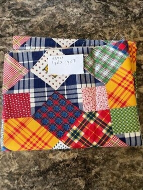 Vintage Patchwork Quilt Fabric - Multicolor Plaid & Floral
